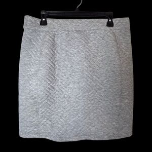 ⭐️Mercer & Madison Light Gray Qulited Mini Skirt Size L